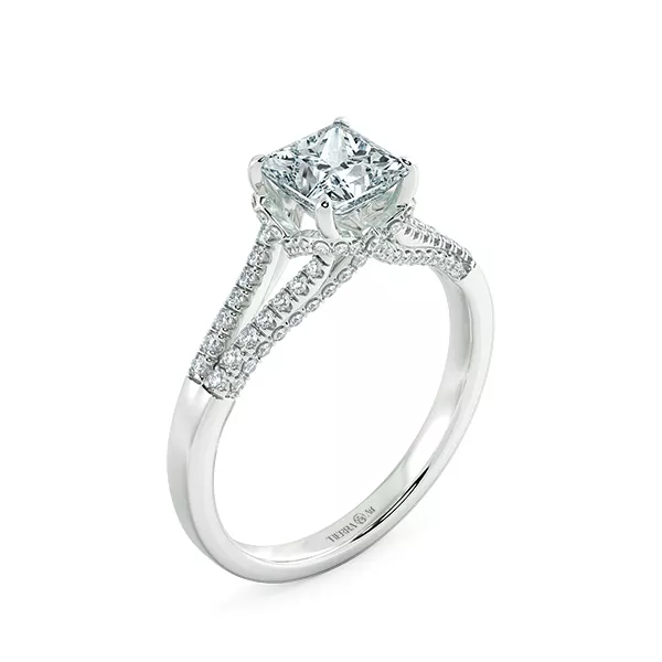 Nhẫn kim cương Radiant Cut And Décor Split Shank  NKC8211