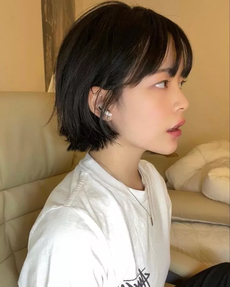Tóc bob ngắn